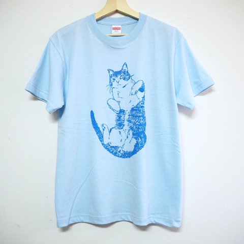 猫のTシャツ　水色