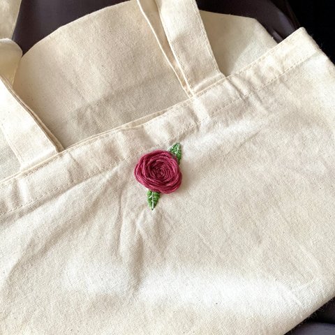 ワンポイント刺繍トートバッグ《お花・薔薇》