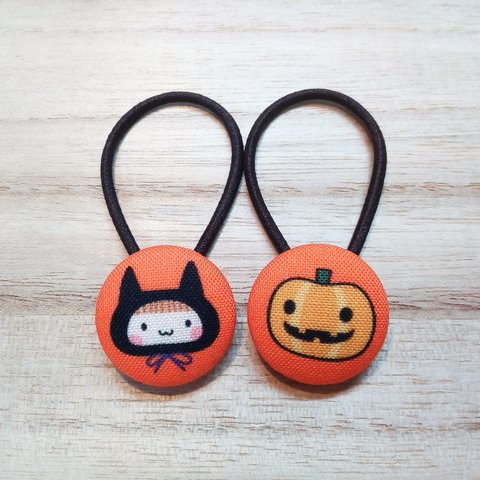 ♢2点セット♢＊キッズ＊ハロウィン☆〈黒猫ずきん&カボチャ〉のヘアゴム