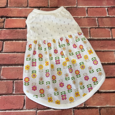 girly  white retro flowers  ノースリーブワンピース　Ｓ