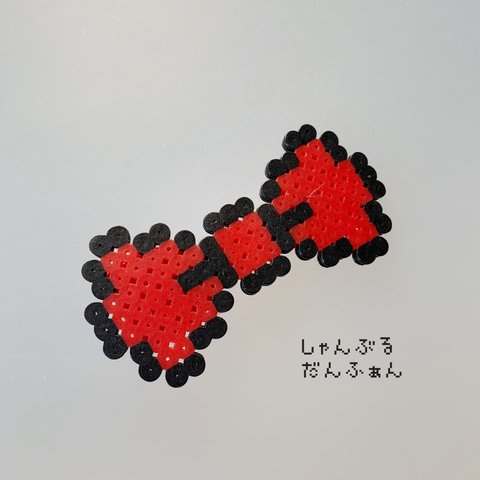 ドット絵の蝶ネクタイ