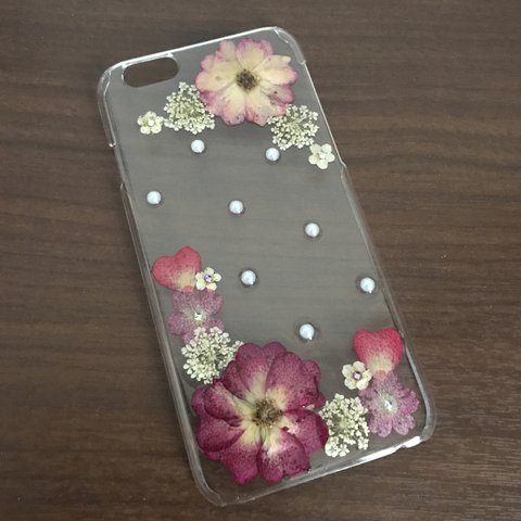 【iPhone6専用】バラの押し花iPhoneケース