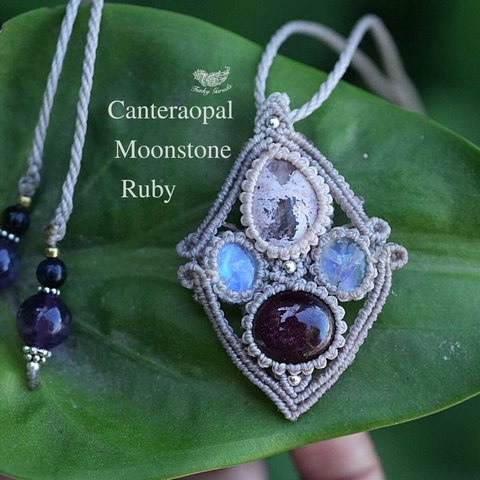 遊春の夢★moonstone★高品質★ルビー cantera opal マクラメネックレス1524