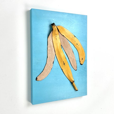 レザーのコラージュアート（バナナの皮） A4サイズ 木製パネル