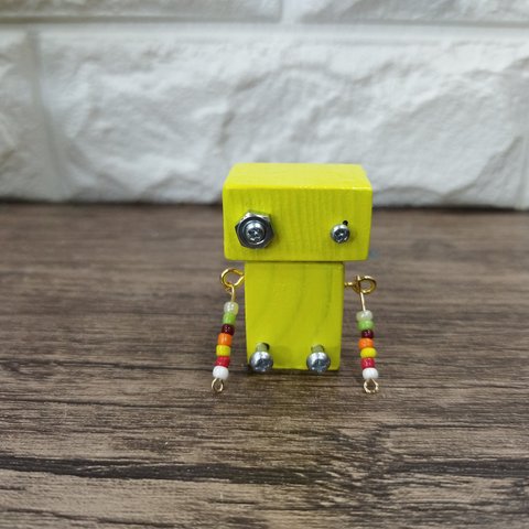 【589】木のロボット　木製のロボット　ハンドメイド　木製雑貨 インテリア　置物