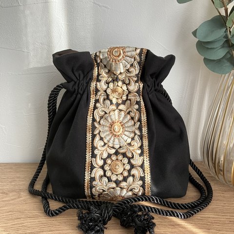 【送料無料】インド刺繍リボン＊巾着バッグ　ショルダーバッグ　ハンドバッグ
