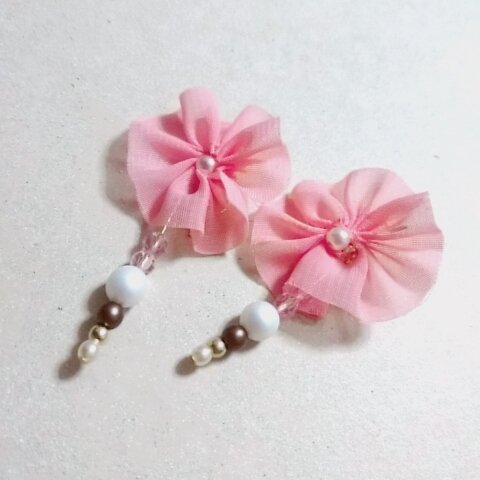 お花ピアス🌼