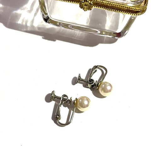 0190VINTAGE EARRING  7mmシンプル　パールヴィンテージ　イヤリング　アンティーク  クラシカル　フラワー　大ぶり　クリップ　ナチュラル　シンプル　オケージョン 