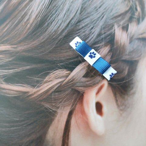 肉球リボンのヘアクリップ（ブルー）