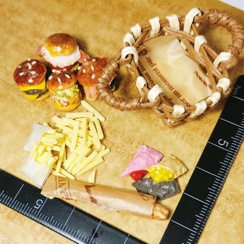 （ミニチュア）選べるハンバーガーセット🍔