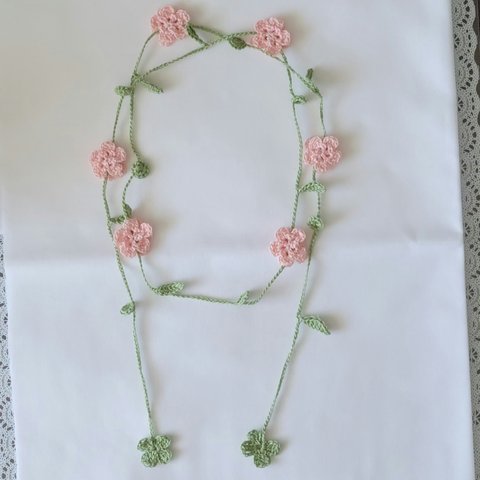 レース編みのお花のラリエット♪(ピンク)