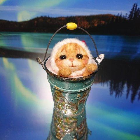 猫18◎チャトラ猫 クリスマス 羊毛フェルト ネコ サンタ ミニバケツ 飾り 置物