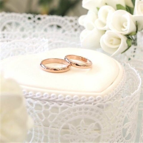 ◆刻印・名入れ 指輪2本ｾｯﾄ・桜色ピンクゴールドカラーペアリング◆金属アレルギーの方にも安心のサージカルステンレス マリッジ 結婚指輪