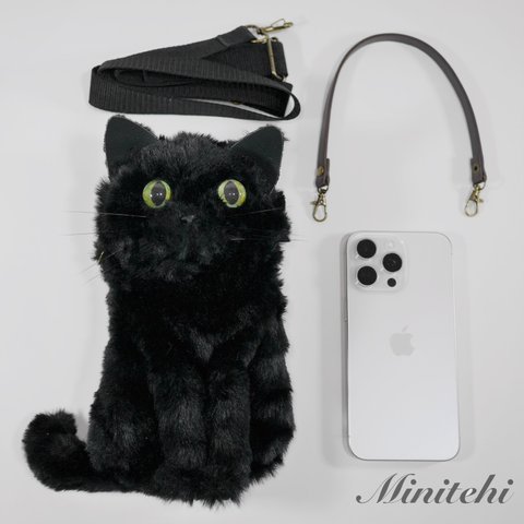 ぬいぐるみみたいな 猫のスマホポシェット　ホルダー　黒ねこ　猫雑貨　猫グッズ　リアル　スマホショルダー　スマホホルダー　スマホケース　ショルダーバッグ　ミニショルダー　斜めがけ ポーチ