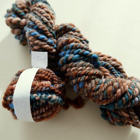 tenna + アートヤーン 手つむぎ毛糸  手紡ぎ糸 変わり糸 メリノウール　約65g #1373