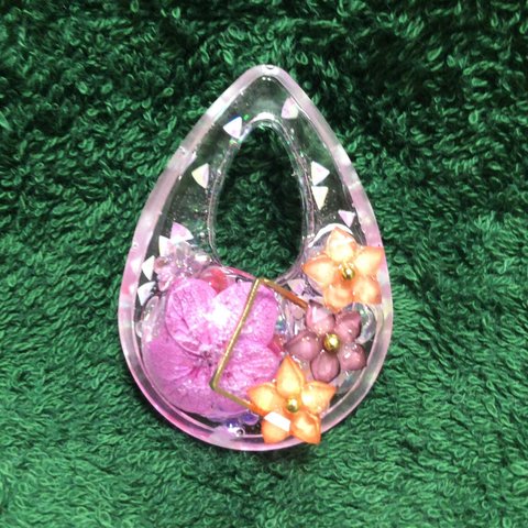 レジン🌸ペンダント、ストラップトップ