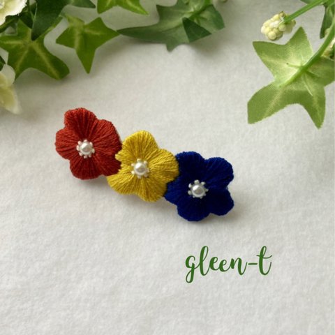 ［秋の新作］三色花刺繍🌸バレッタ