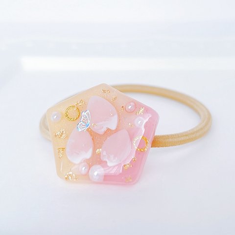 🌸桜の花びらヘアゴム💛 レジン