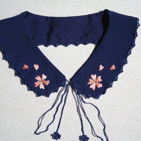 桜刺繍のシルクのつけ衿