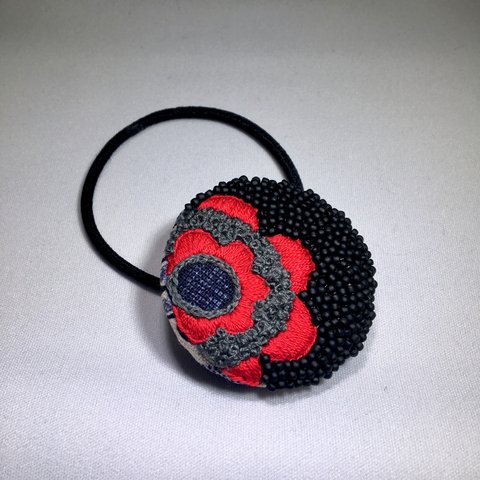 刺繍のヘアゴム　花一輪　