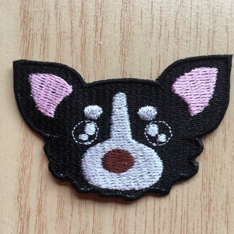 黒チワワ刺繍ワッペン  特大