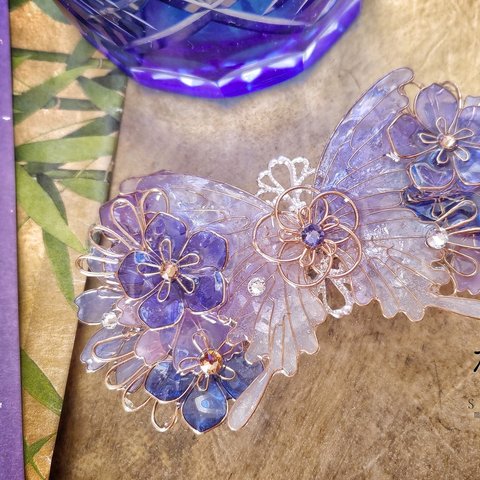 桔梗と紫苑の蝶のバレッタ（hair ornaments of butterfly and flower〜beautiful silence〜）