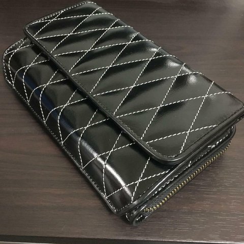 【大幅値下げ】牛本革 ショルダーバッグ 財布 黒 お財布ショルダー スマホポシェット 金運