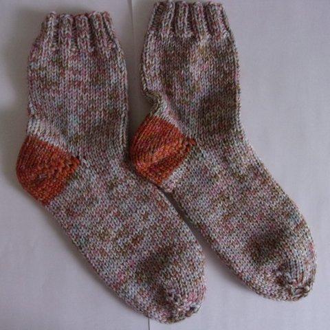 ミックス２　毛糸の手編み靴下　23～24㎝