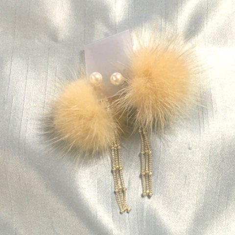 パール&ミンクボールピアス