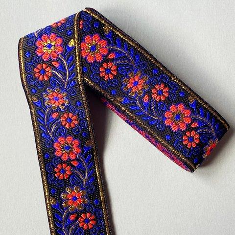 【30cm】　刺繍のリボンテープ　ブルー＆レッドフラワー　ハンドメイド素材　ハンドメイドパーツ