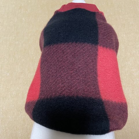 送料込み　Sサイズ犬服タンクトップ