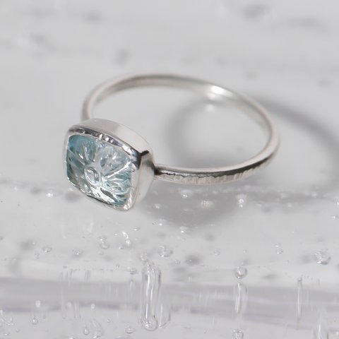 #R001　１点もの　Carved Aquamarine Square Silver Ring＃11