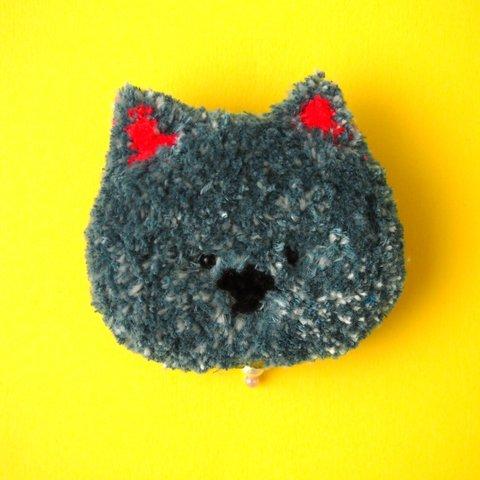 ふわふわ猫ちゃん刺繍ブローチ/ブルーグレー