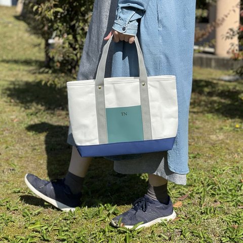 イニシャル刻印　帆布×ブッテーロのイニシャルトートバッグ　Mサイズ