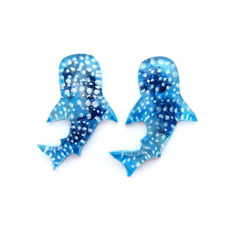 ジンベイザメのイヤリング【受注制作】ジンベエザメ 鮫