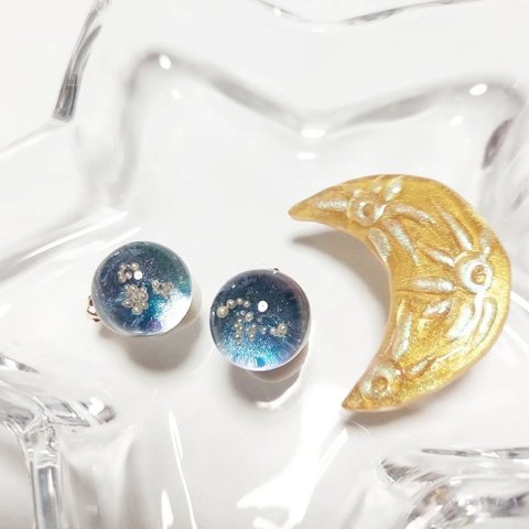 galaxy gift(耳飾りとブローチのセット)