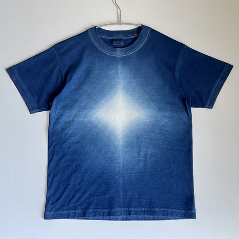 『星』グラデーション Tシャツ 藍染 【受注生産】