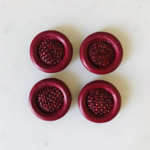 Red PU Leather Designed 23mm Cabochons