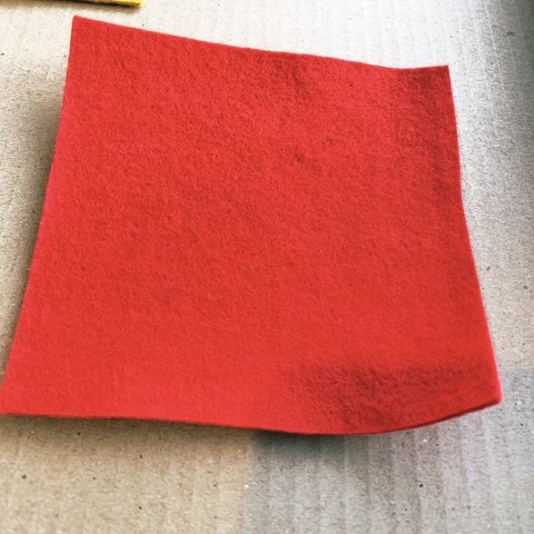 【🇫🇷french felt 120㍉角】100㌫wool coral red AB