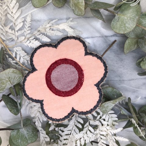 刺繍ワッペン　花アップリケ大