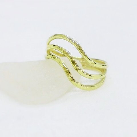 Curvy ring（真鍮）