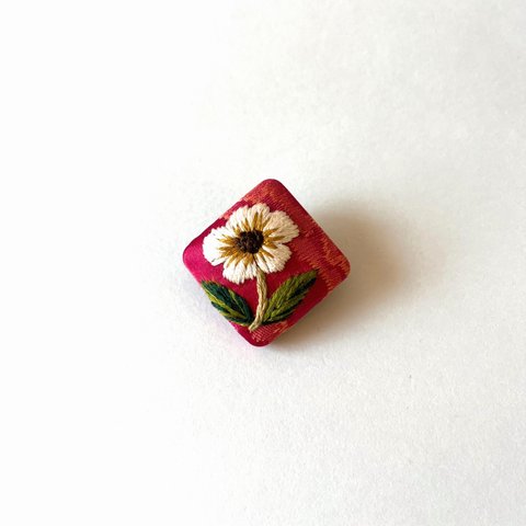 スクエアシリーズ  刺繍ブローチ アンティーク