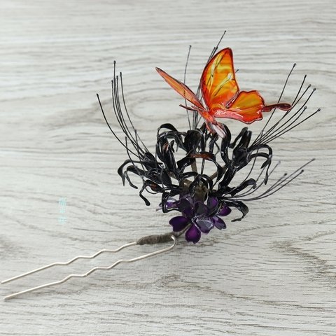  ﾟ･*:.｡.  橙 蝶 と 黒 彼岸花  .｡.:*･ﾟ  髪飾り かんざし ディップアート ハロウィン  仮装 着物 