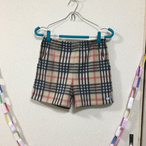 フリースショートパンツ　ベージュ系チェック