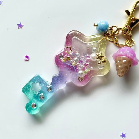 🫧ふんわりレインボー　星鍵シャカシャカキーホルダー🦄