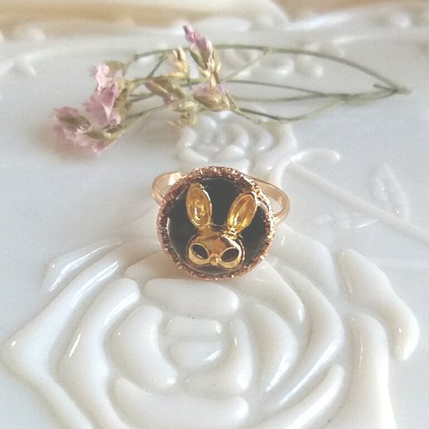 ♡再販⑤♡ vintage masquerade ring うさぎのマスカレードリング A (シースルーブラック・約9～10号フリーサイズ)