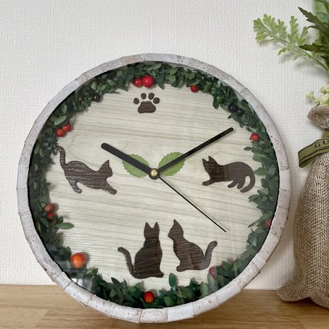 値下げ　【送料無料】猫の掛け時計　ガーデンのネコたち　WALL CLOCK 壁掛け時計　猫　SALE