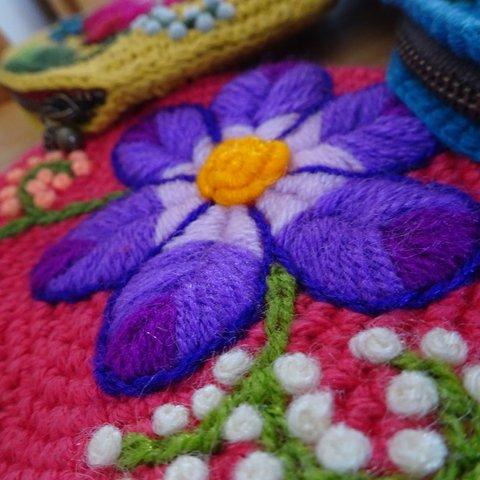 南米ペルー刺繍の小銭入れ（ピンク）