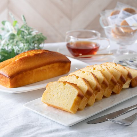 【送料無料】バターたっぷりミルク感★北海道産発酵バターパウンドケーキ★8カット（1本分）バターケーキ