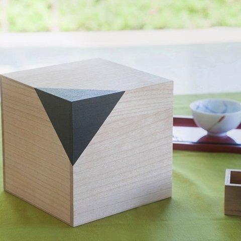 美味しい新米の保管に！　桐CUBE　米びつ　お米５kg　ブラック